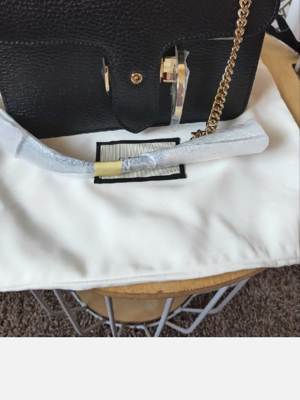 Gucci Black Pebbled Leather Shoulder Bag with Gold Chain